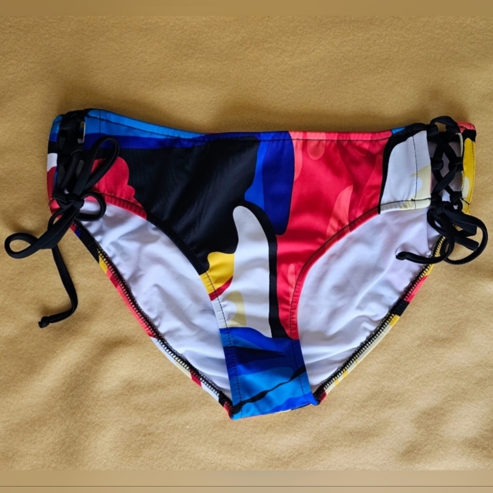 VENUS Lattice Side Multicolor Bikini Bottom with Side Ties